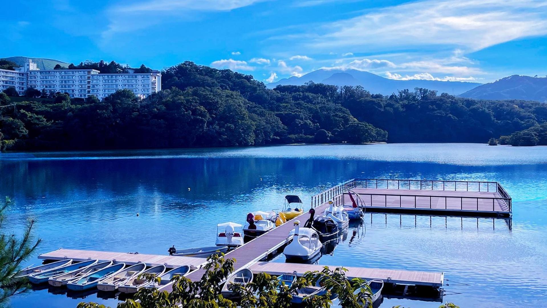 伊豆高原 温泉付別荘 Isana Mountain Villa Futo Bagian luar foto